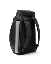 Plecak DB Hugger Backpack 30L Black Out - 2024/25